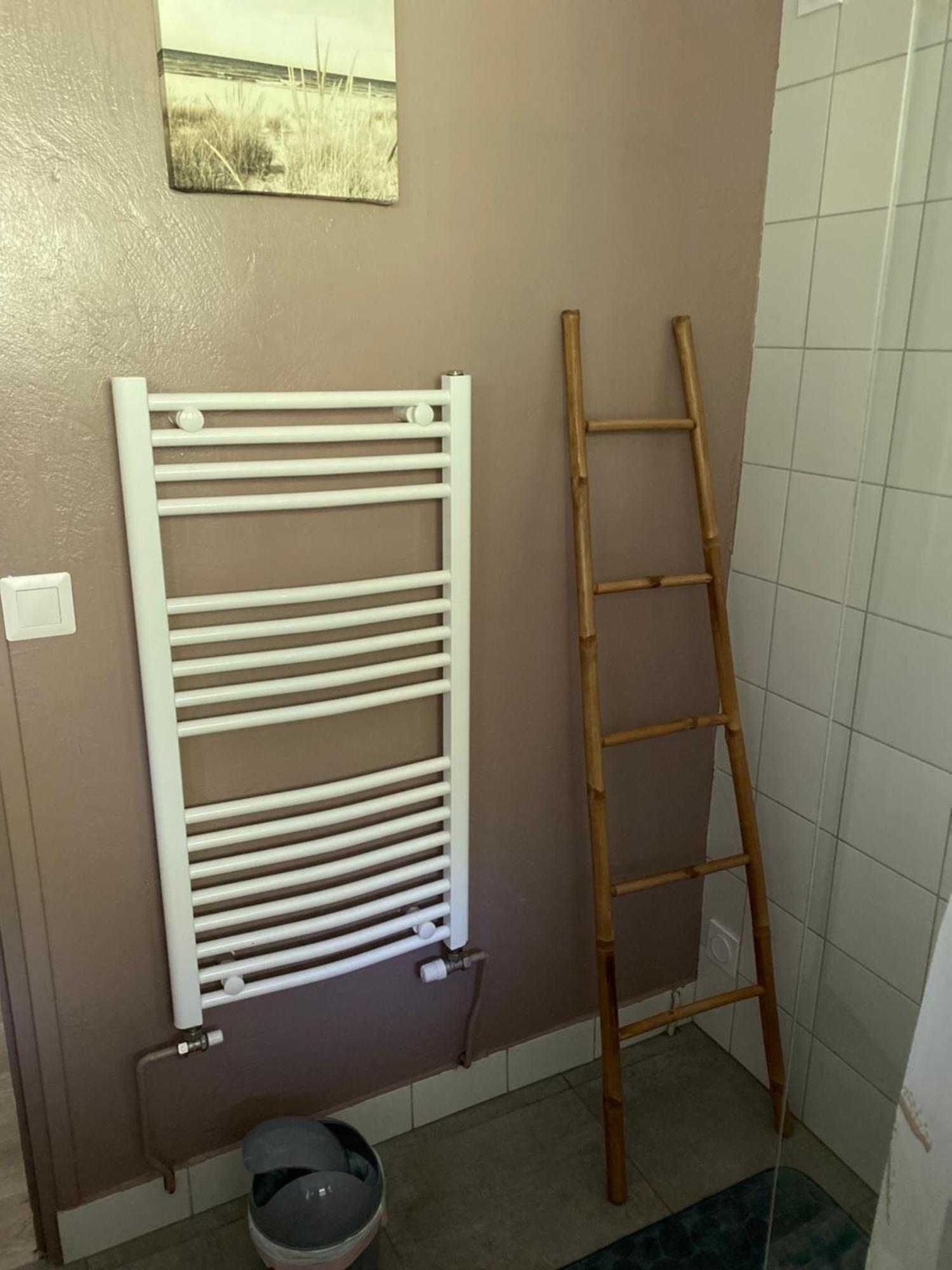 Appartement Avec Jardin Льо Порж Екстериор снимка