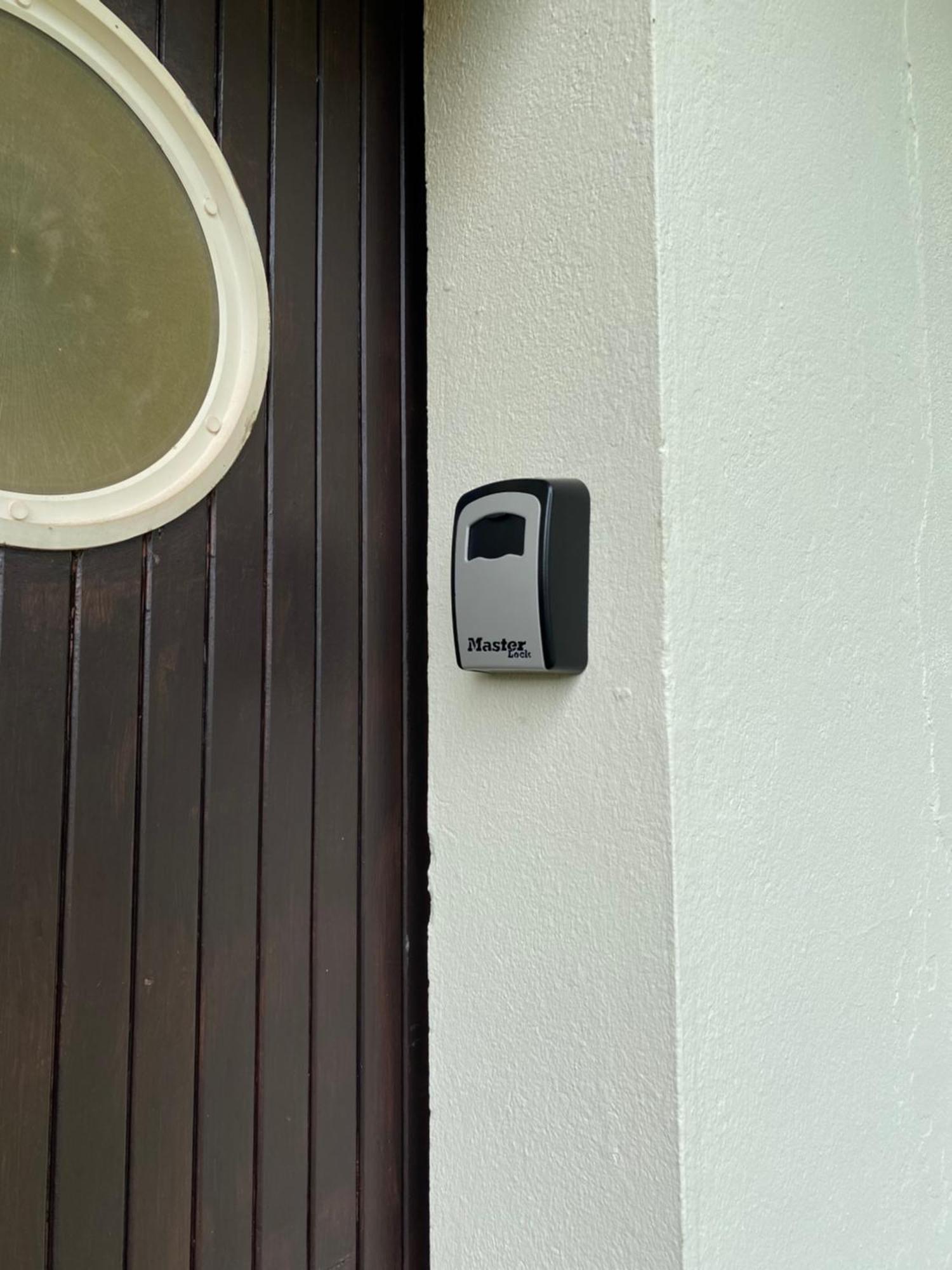 Appartement Avec Jardin Льо Порж Екстериор снимка